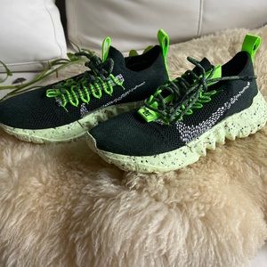 Nike space hippie 01